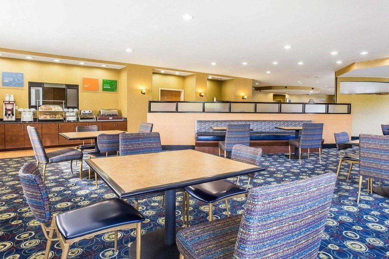 Comfort Suites Мейкон Екстер'єр фото