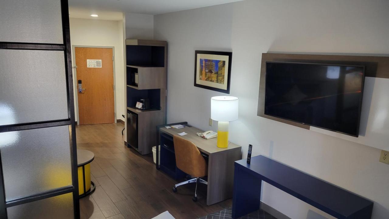 Comfort Suites Мейкон Екстер'єр фото