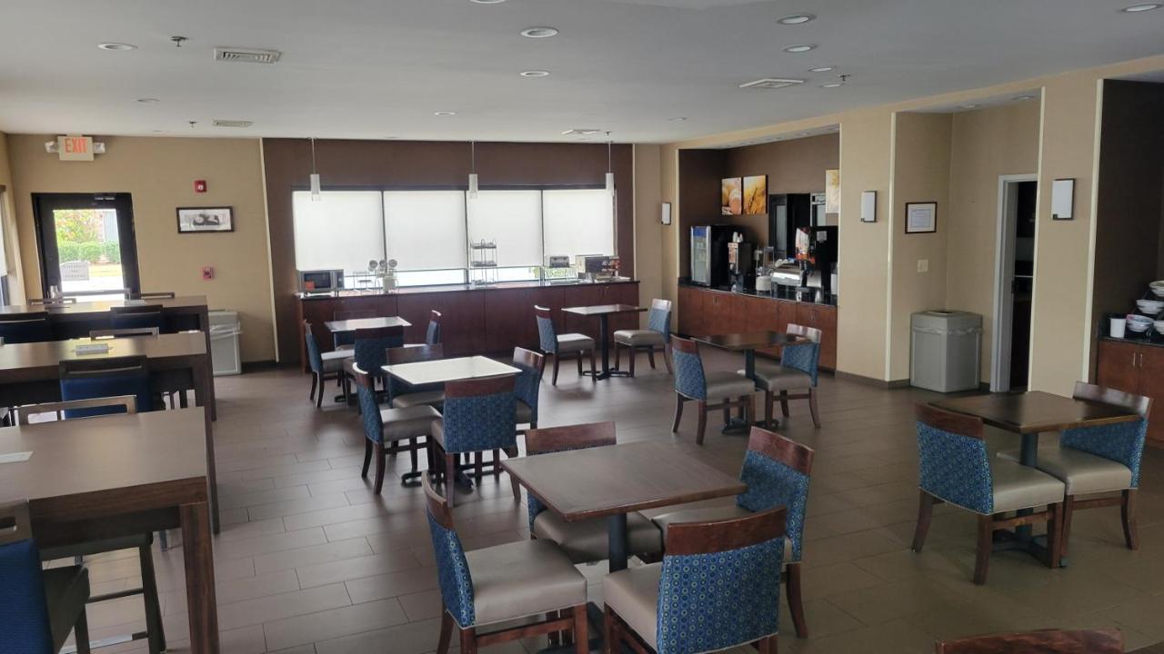 Comfort Suites Мейкон Екстер'єр фото