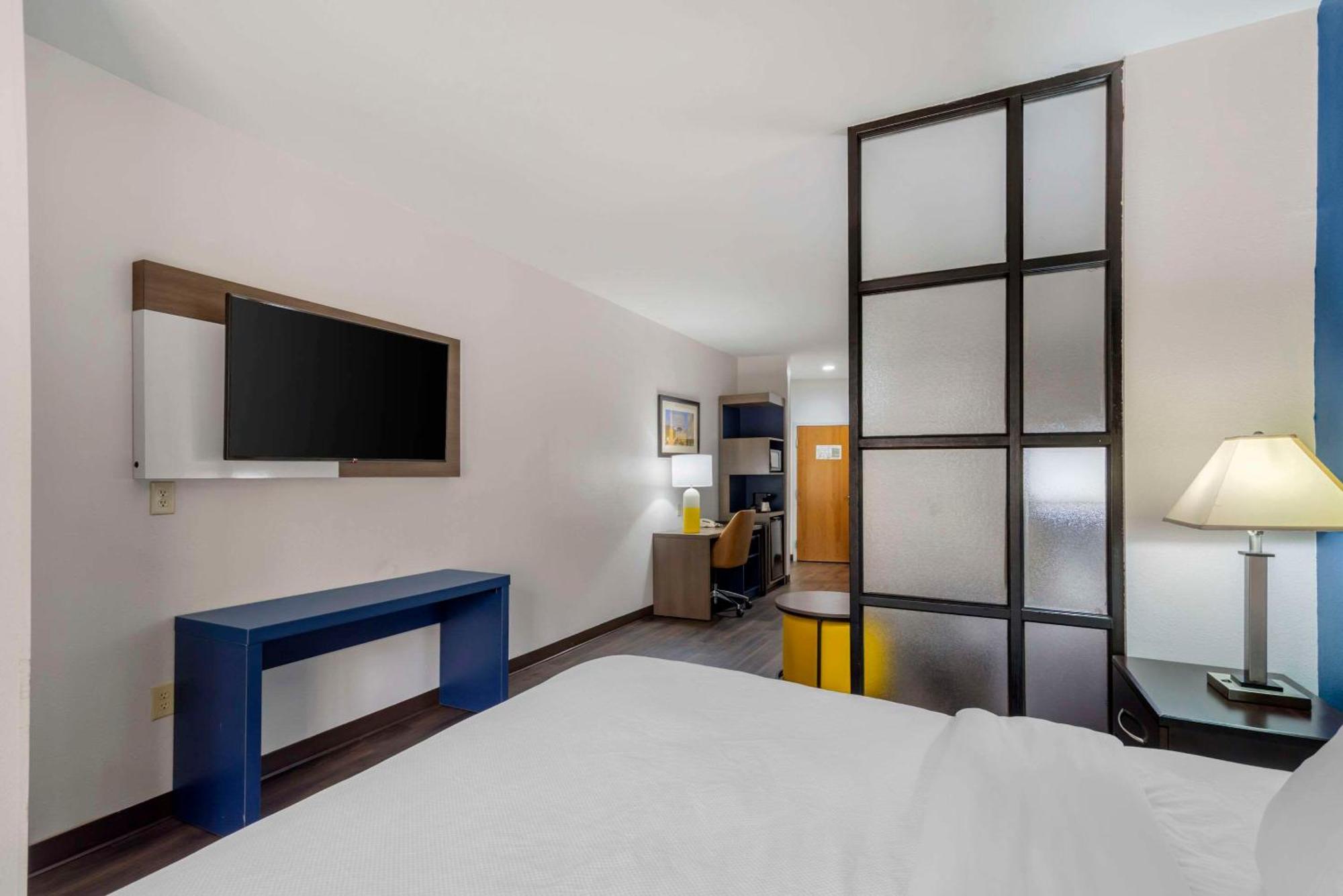 Comfort Suites Мейкон Екстер'єр фото