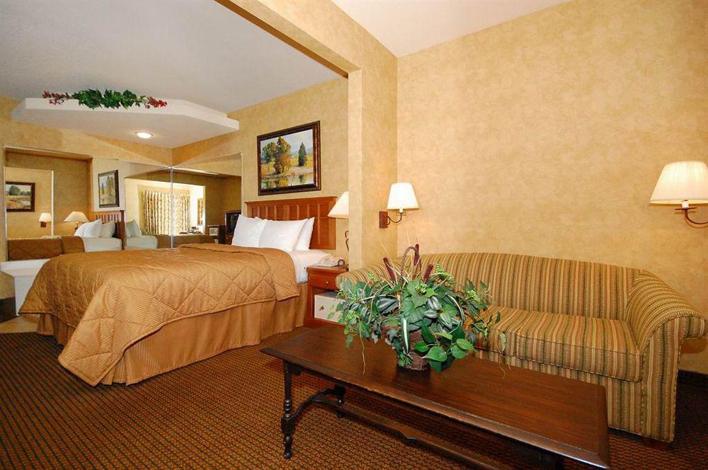 Comfort Suites Мейкон Екстер'єр фото